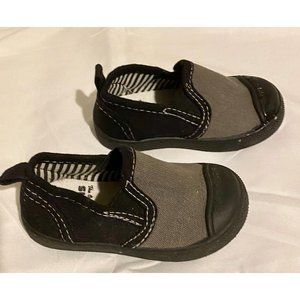 Washed Black Skidders Boys Slip On Shoes Size  3T
